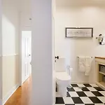 Mspc Bairro Alto Retreat With Balcony * Lissabon
